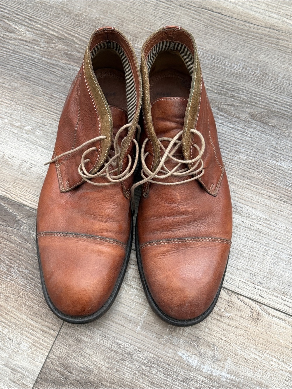 Johnston & Murphy Tan/Brown Leather Chukka Boots